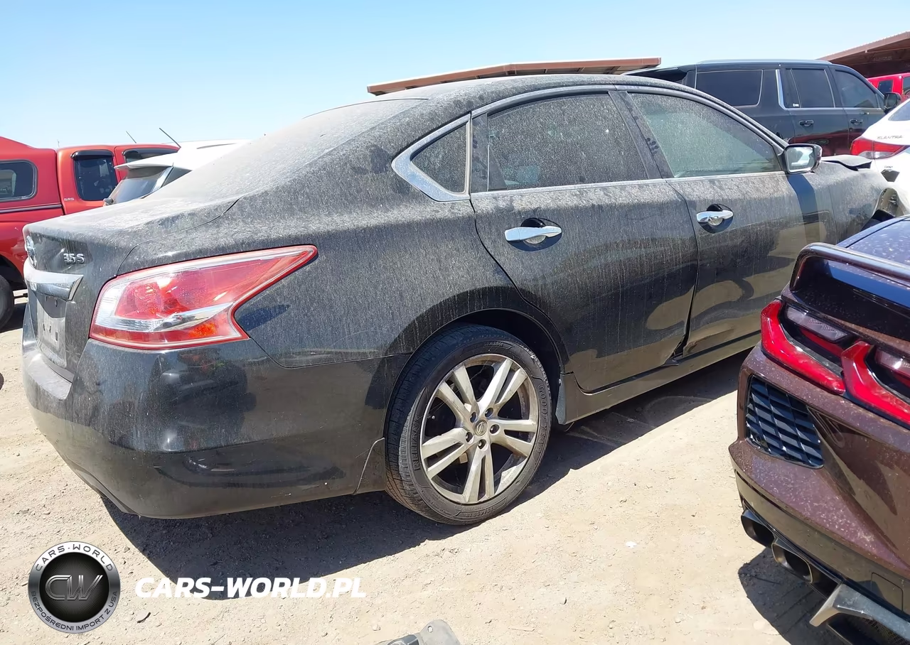 2013 Nissan Altima 3.5 S VIN:1N4BL3AP8DN516702 - 4
