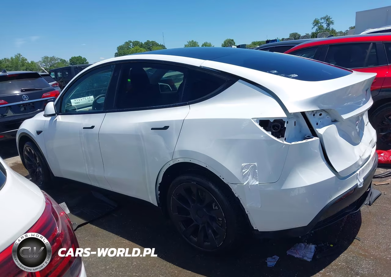 2022 Tesla Model Y Long Range Dual Motor All-Wheel Drive VIN:7SAYGAEE2NF316505 - 14