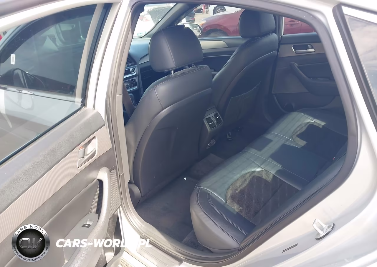 2019 Hyundai Sonata Sport VIN:5NPE34AF9KH741194 - 8