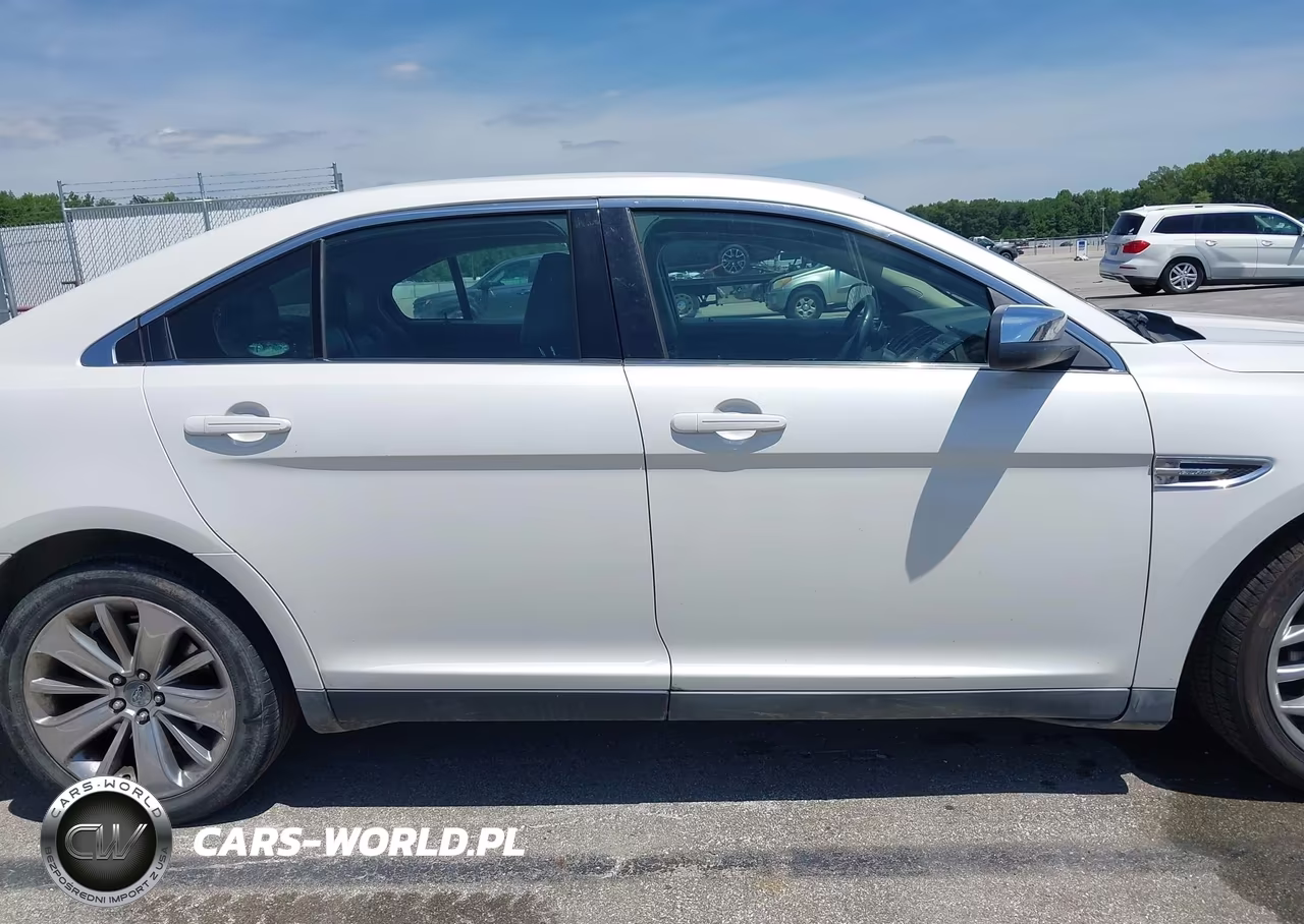 2010 Ford Taurus Limited VIN:1FAHP2FW0AG145611 - 13