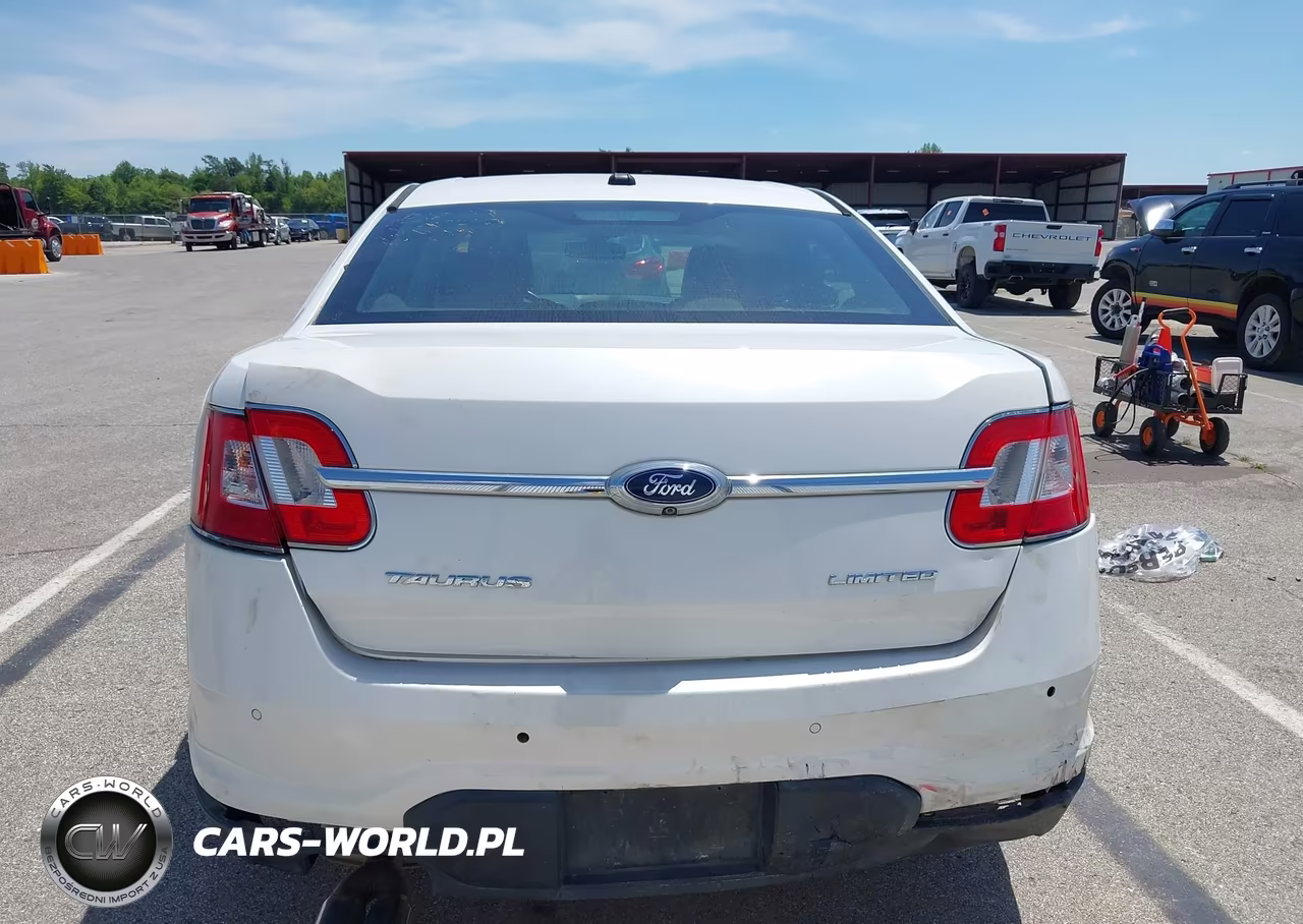 2010 Ford Taurus Limited VIN:1FAHP2FW0AG145611 - 16