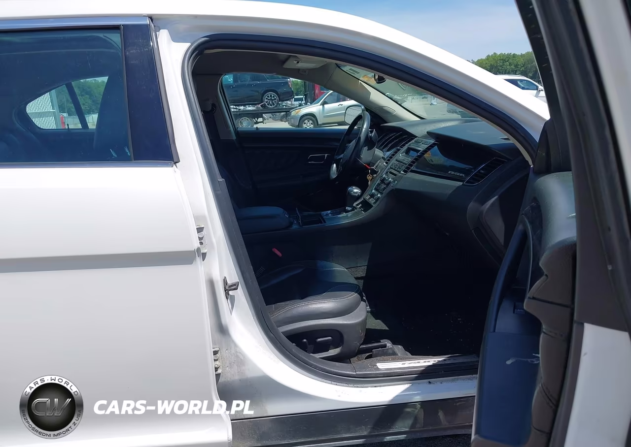 2010 Ford Taurus Limited VIN:1FAHP2FW0AG145611 - 5