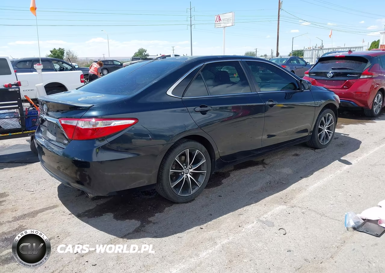 2015 Toyota Camry Xse V6 VIN:4T1BK1FK9FU567967 - 4