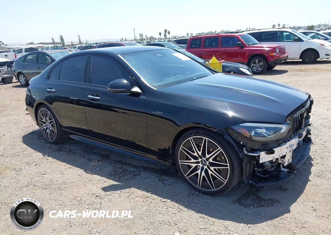 2024 Mercedes-Benz Amg C 43 4Matic – zdjęcie 1 z 17