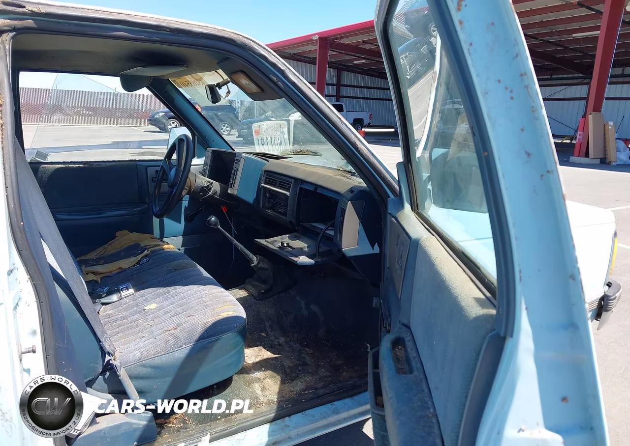 1992 Chevrolet S Truck S10 VIN:1GCCS14R6N8211105 - 5