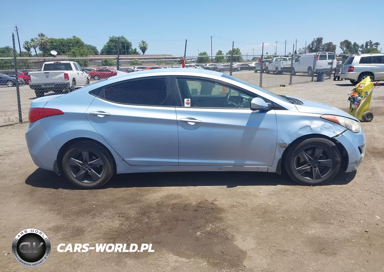2013 Hyundai Elantra Gls VIN:KMHDH4AE4DU806736 - 13