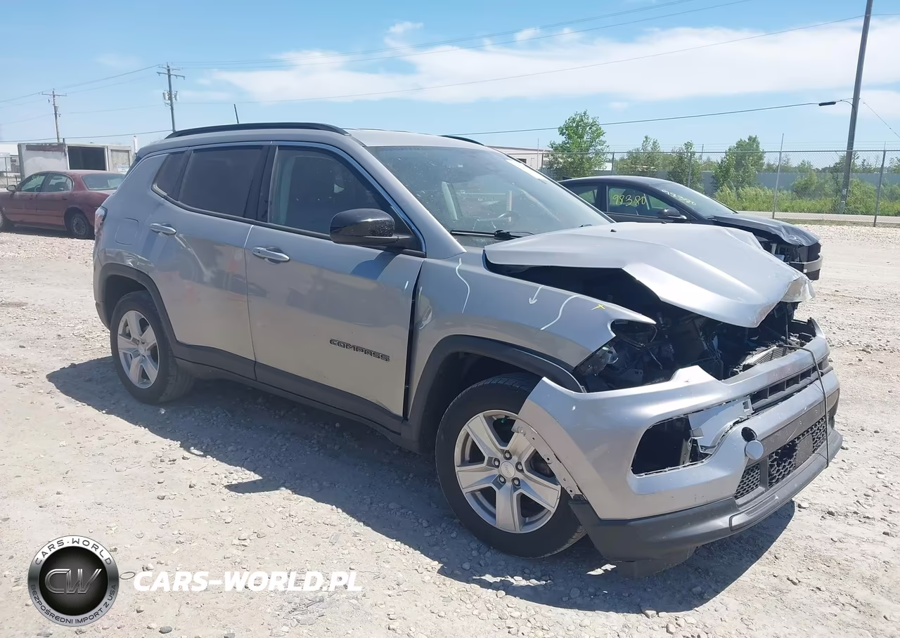 2022 Jeep Compass Latitude 4X4 – zdjęcie 1 z 16