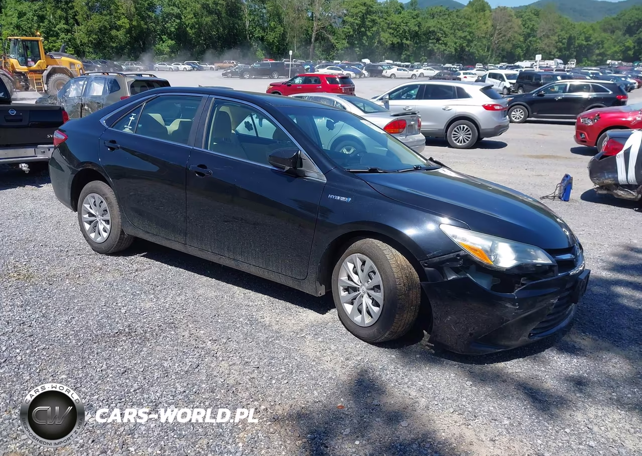 2016 Toyota Camry Hybrid Le – zdjęcie 1 z 17