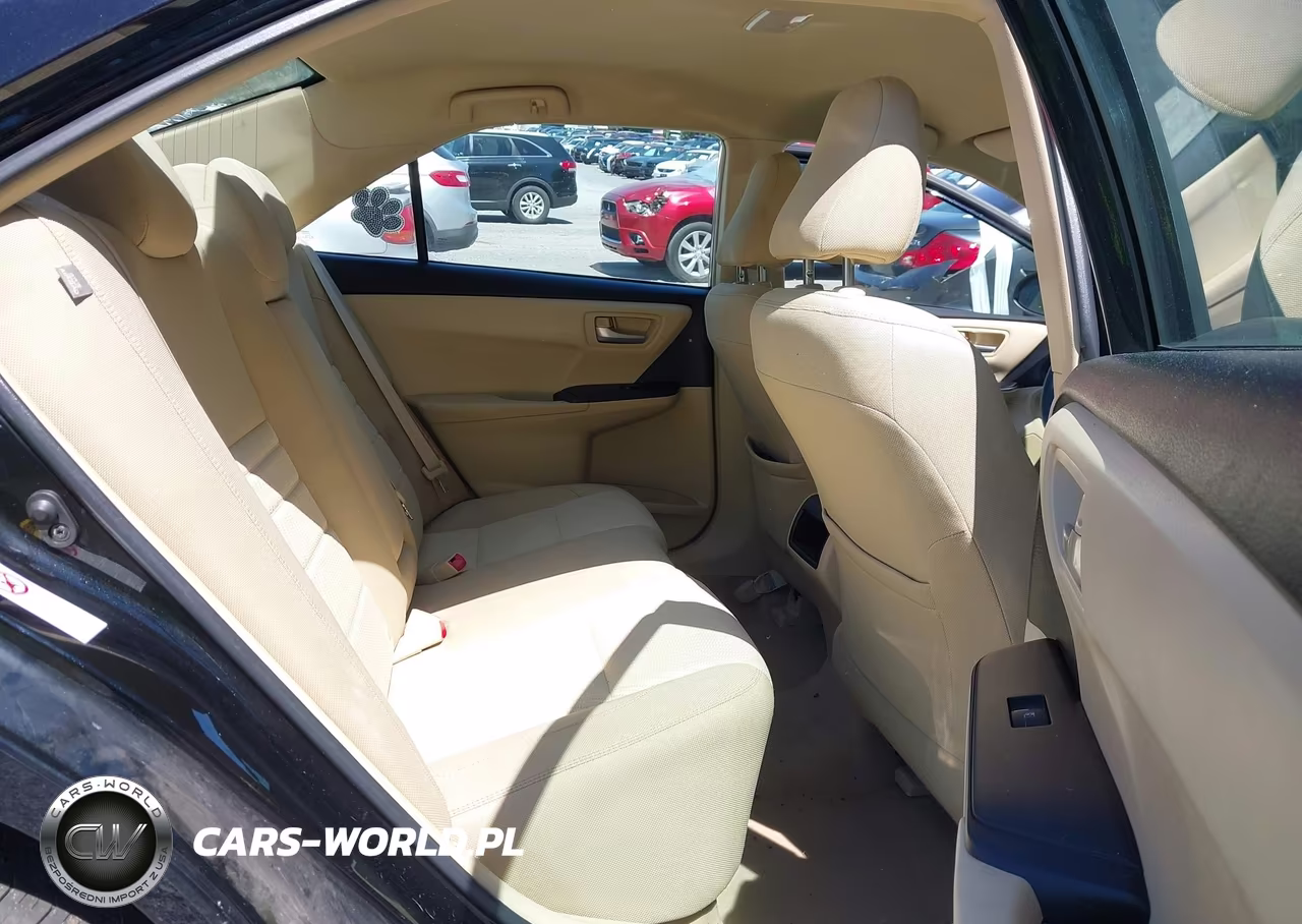 2016 Toyota Camry Hybrid Le VIN:4T1BD1FK2GU185422 - 8