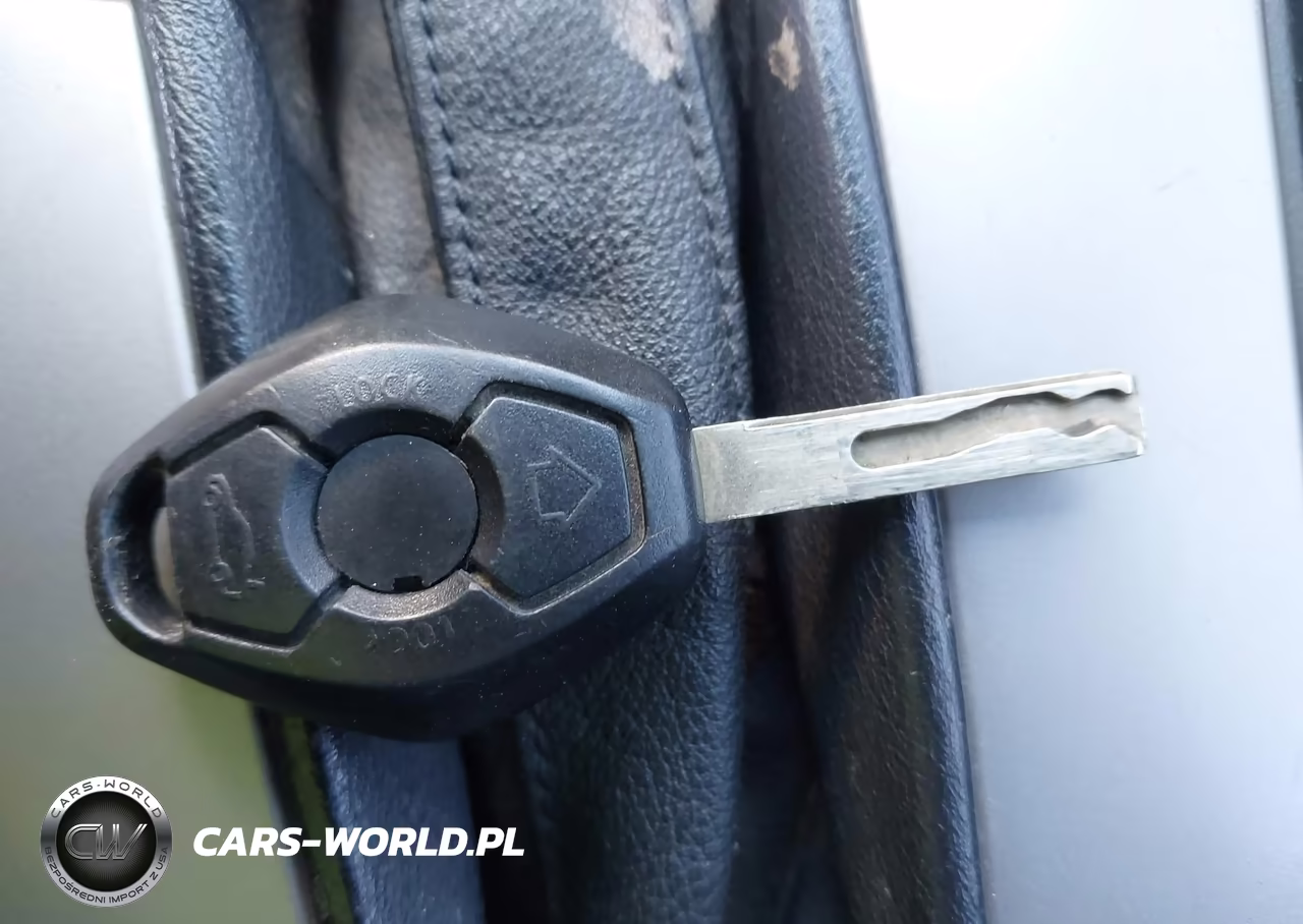 2007 BMW Z4 3.0I VIN:4USBU335X7LW71233 - 11