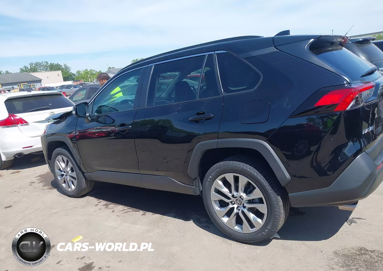 2022 Toyota Rav4 Xle Premium VIN:2T3A1RFV4NC294953 - 14
