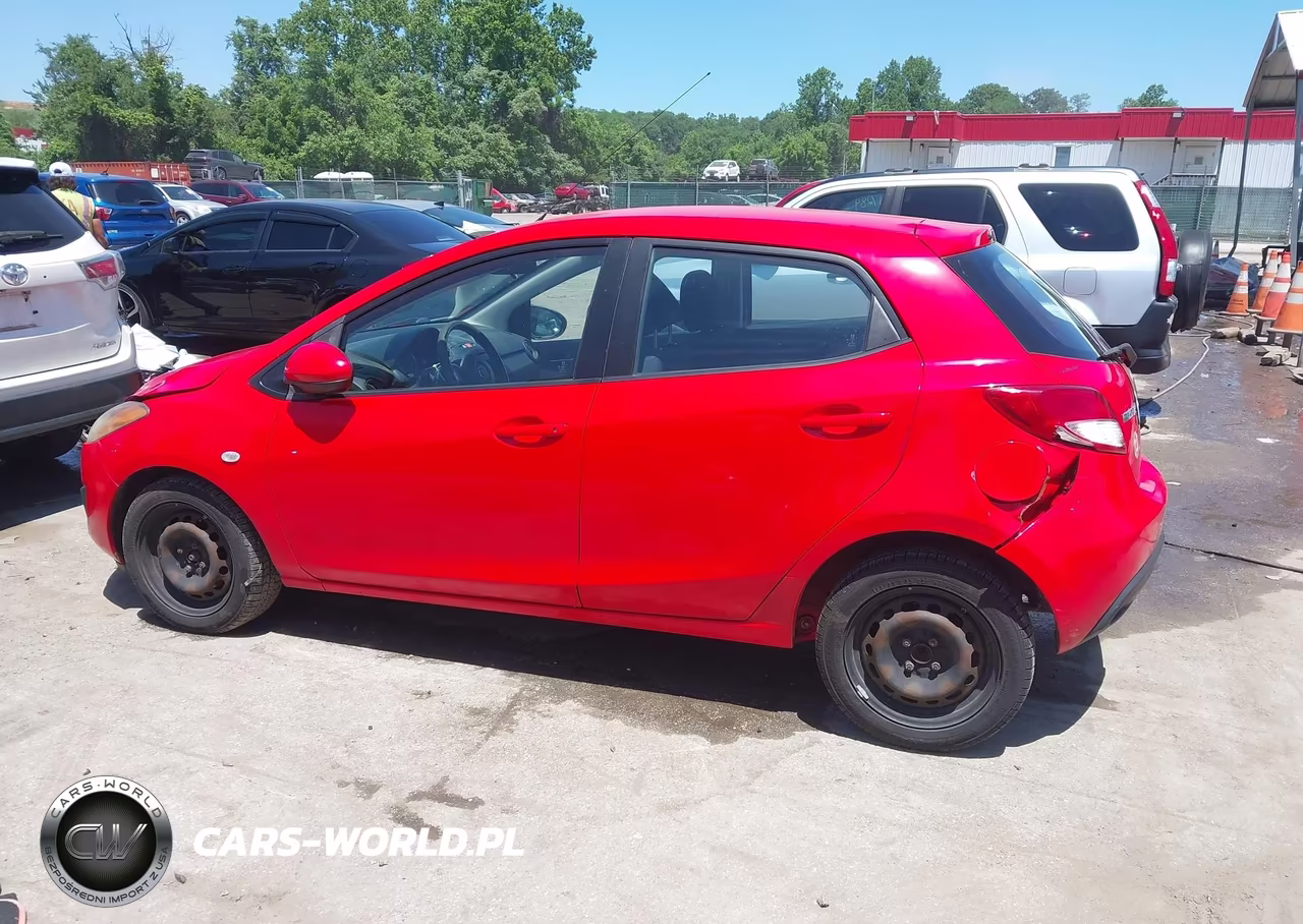 2013 Mazda Mazda2 Sport VIN:JM1DE1KZ1D0169888 - 14