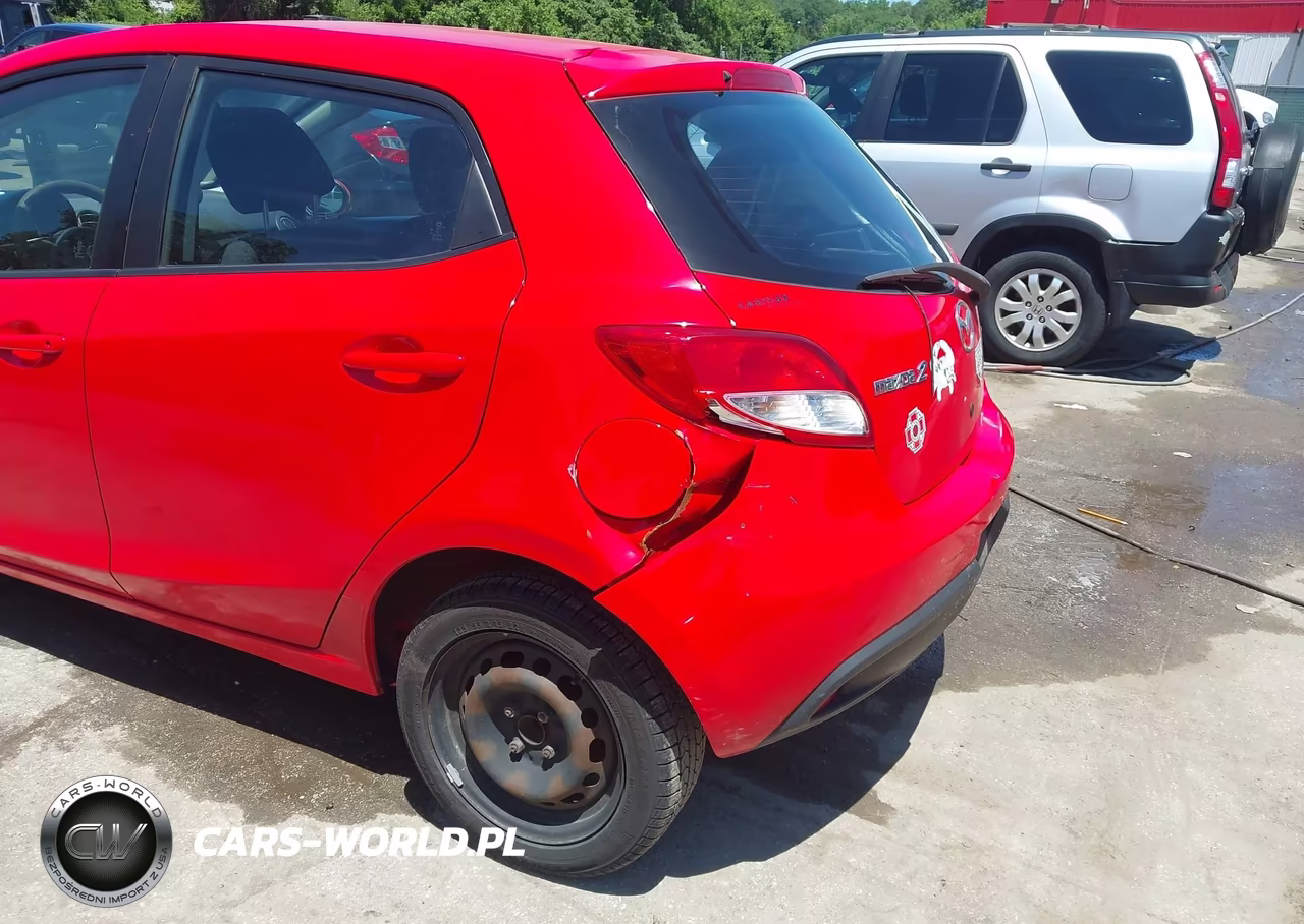 2013 Mazda Mazda2 Sport VIN:JM1DE1KZ1D0169888 - 17