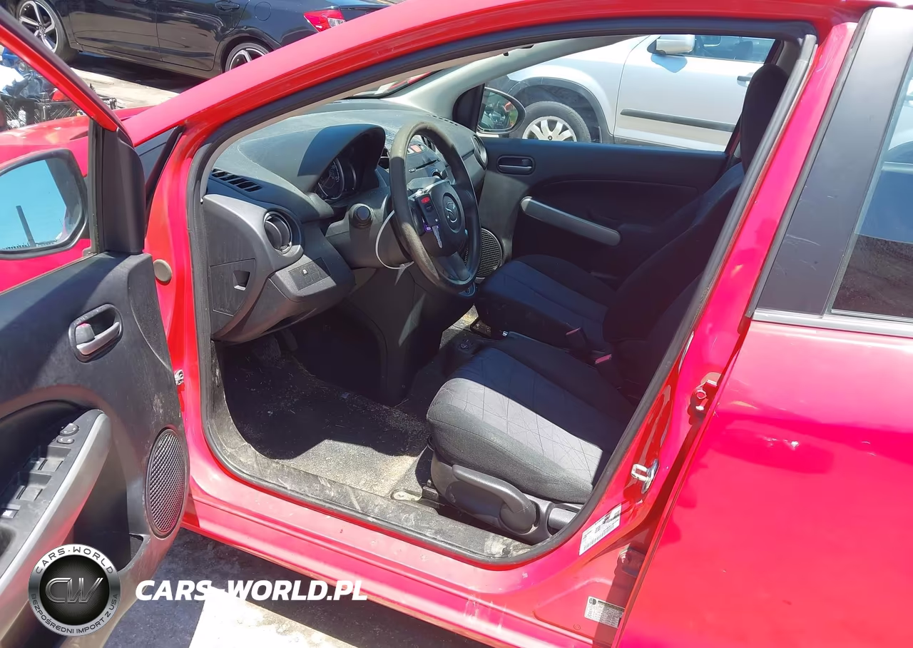 2013 Mazda Mazda2 Sport VIN:JM1DE1KZ1D0169888 - 5