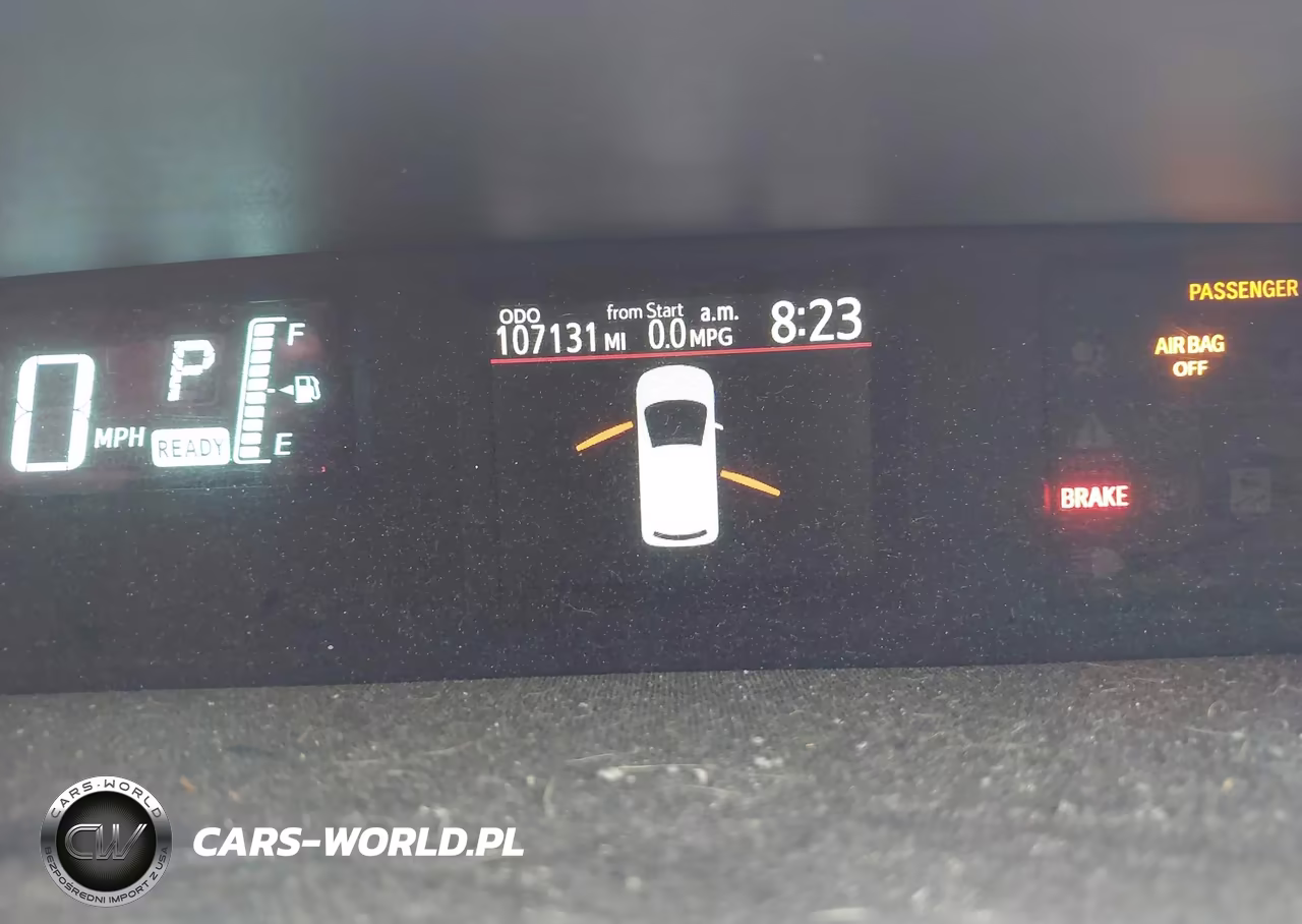 2014 Toyota Prius C One VIN:JTDKDTB34E1082550 - 15