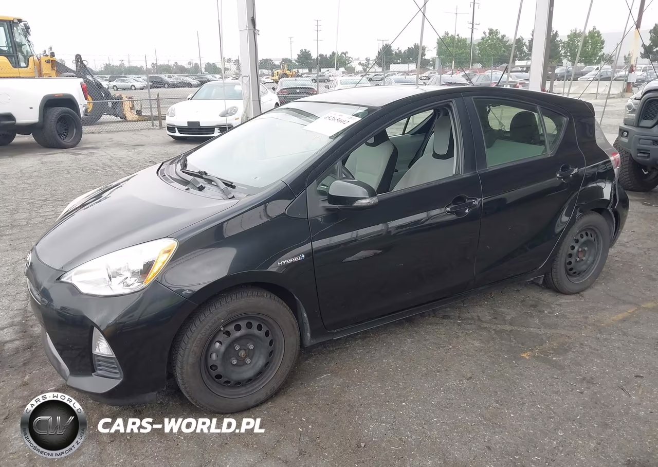 2014 Toyota Prius C One VIN:JTDKDTB34E1082550 - 2
