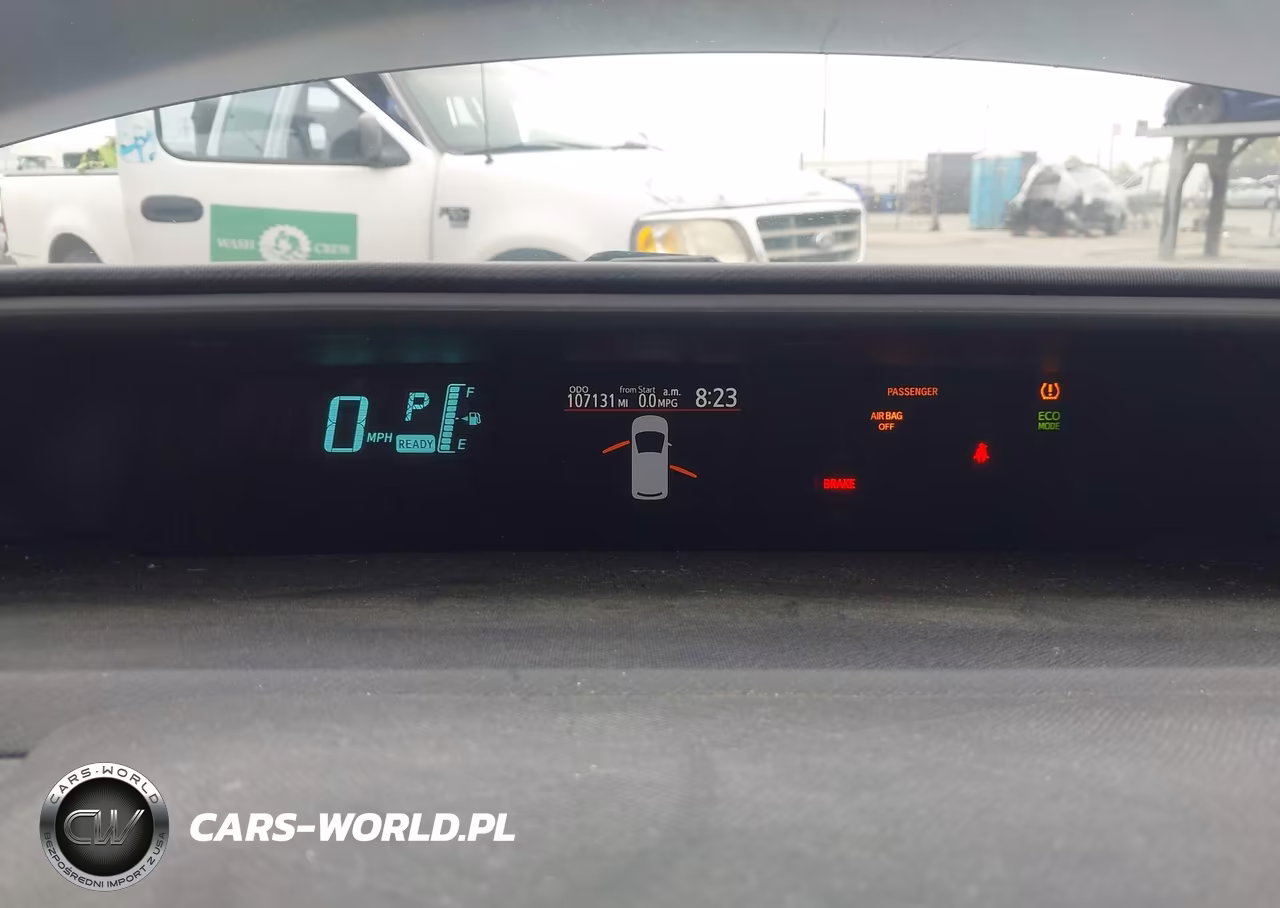 2014 Toyota Prius C One VIN:JTDKDTB34E1082550 - 7