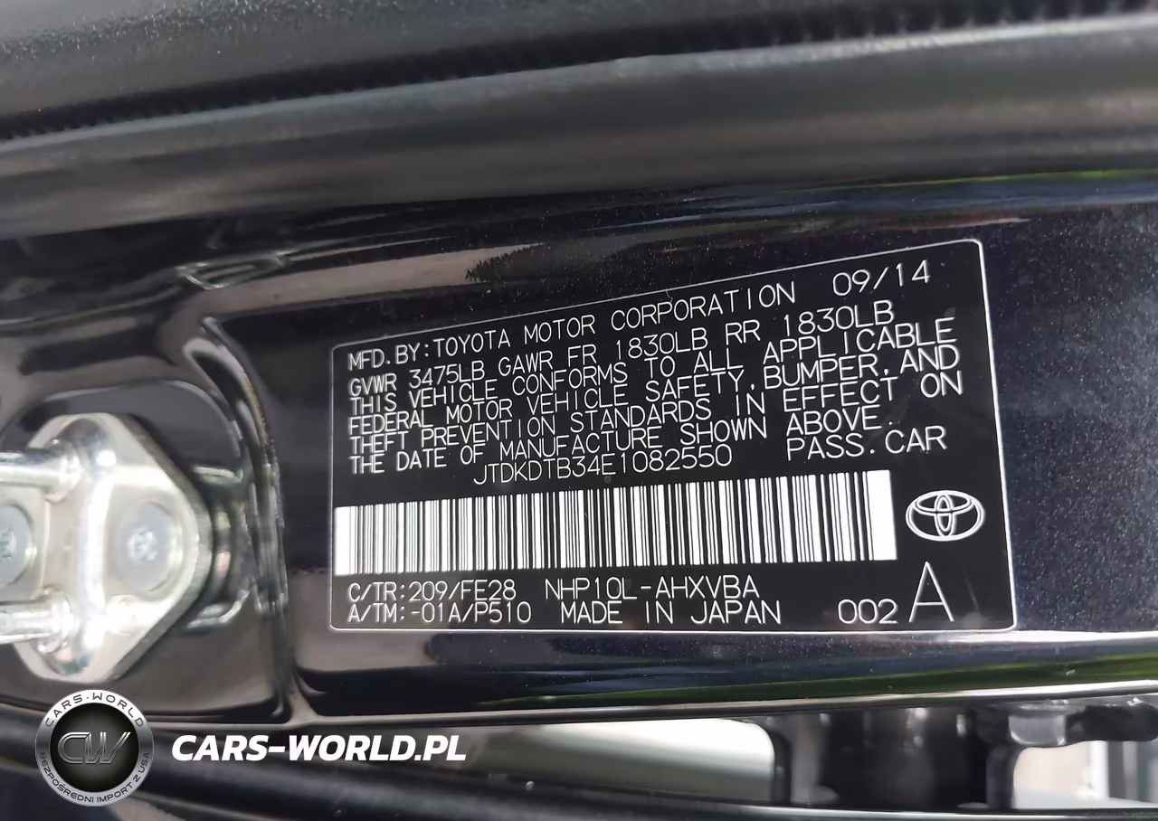 2014 Toyota Prius C One VIN:JTDKDTB34E1082550 - 9