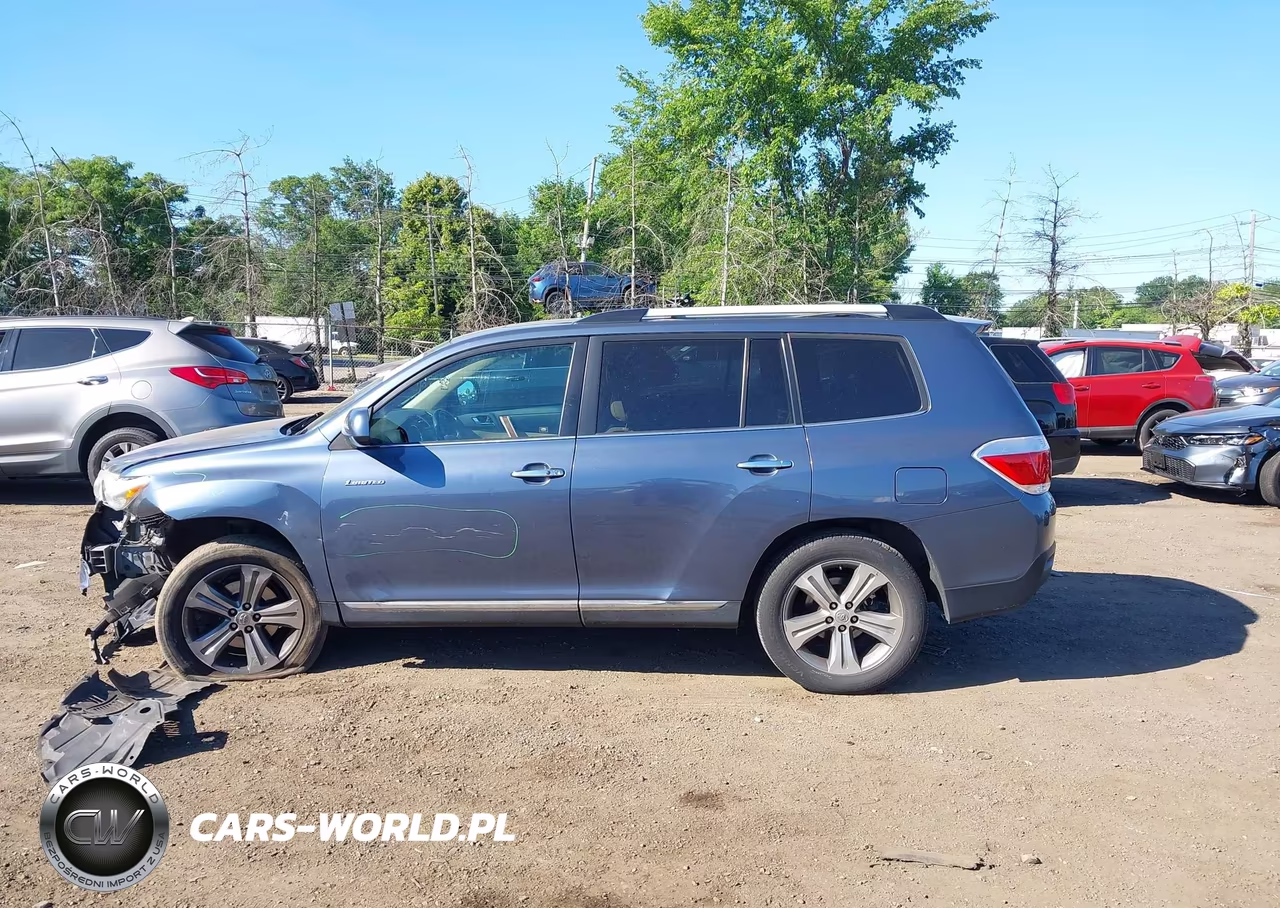 2011 Toyota Highlander Limited V6 VIN:5TDDK3EHXBS046351 - 14