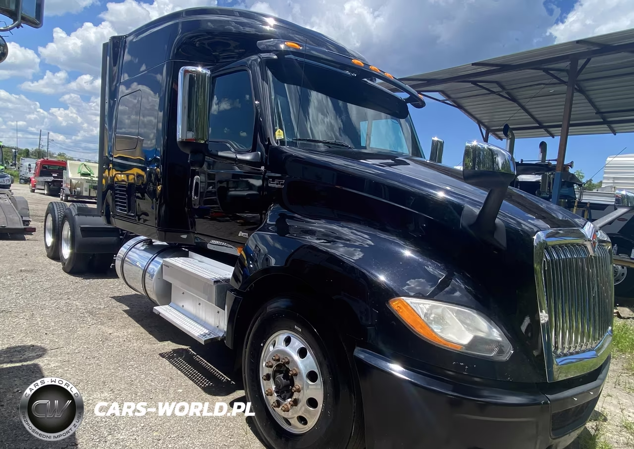 2019 International Lt