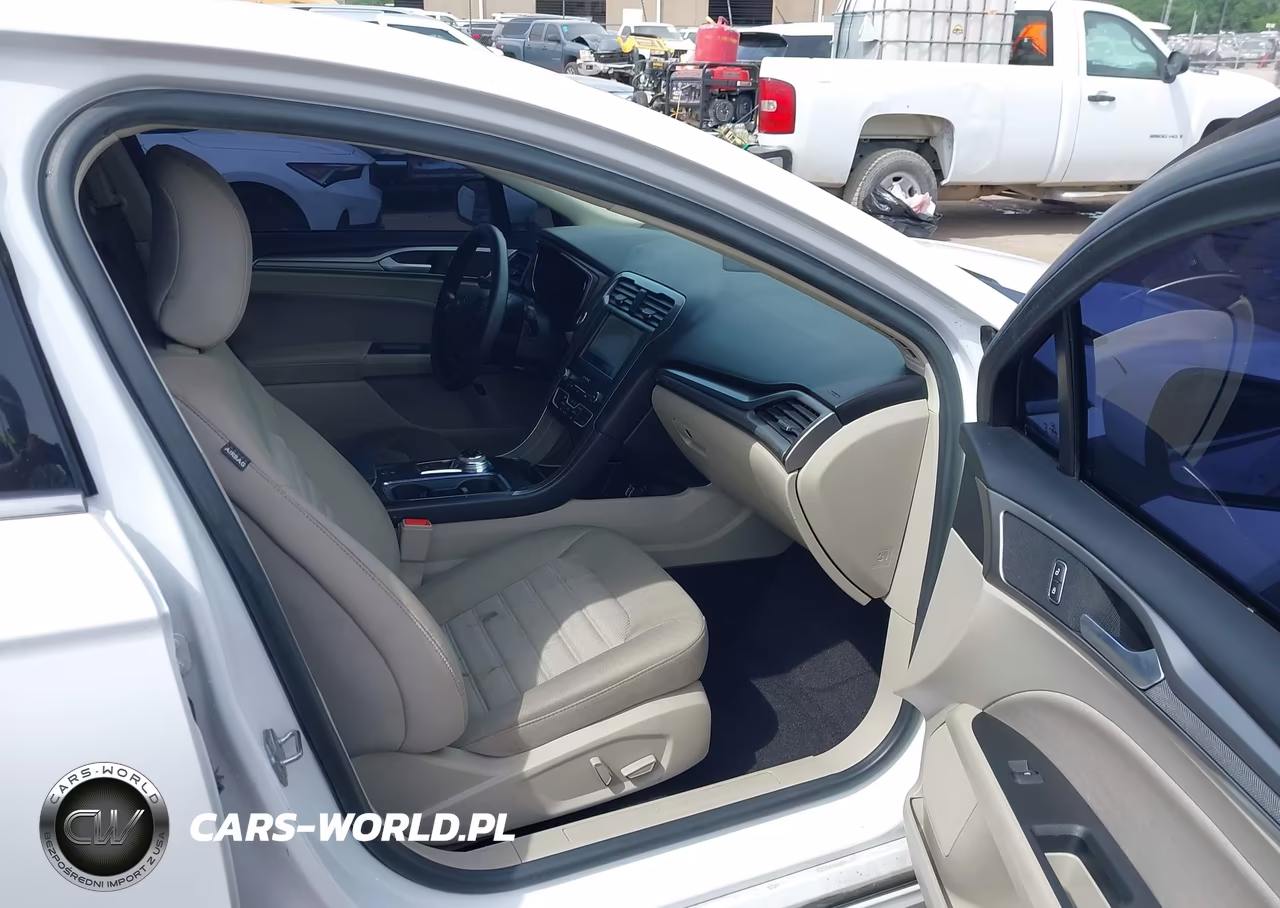 2019 Ford Fusion Hybrid Se VIN:3FA6P0LU3KR206345 - 5