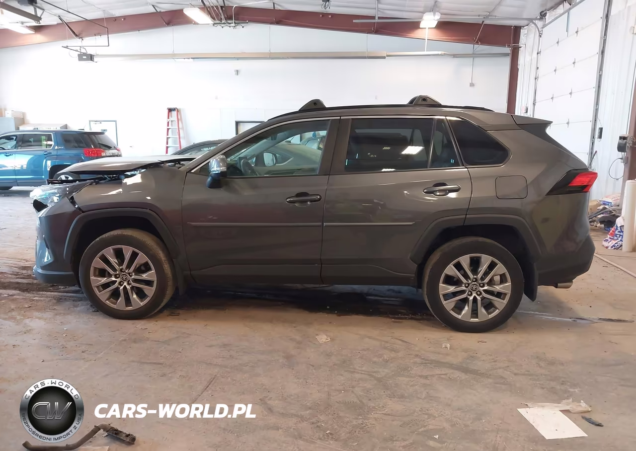 2023 Toyota Rav4 Xle Premium VIN:2T3A1RFV6PW337612 - 14
