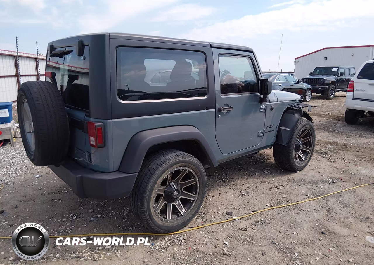 2015 Jeep Wrangler Sport VIN:1C4AJWAG8FL626144 - 4