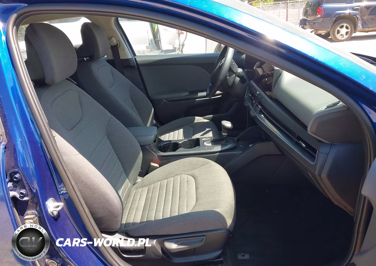 2025 Kia K4 Ex VIN:3KPFU4DE9SE229864 - 5