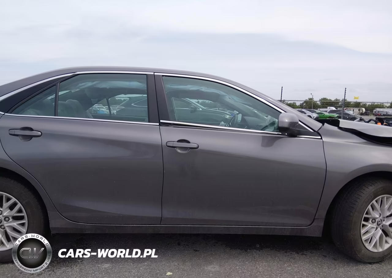 2016 Toyota Camry Le VIN:4T4BF1FK4GR541823 - 13