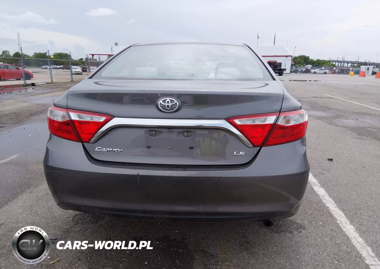 2016 Toyota Camry Le VIN:4T4BF1FK4GR541823 - 16