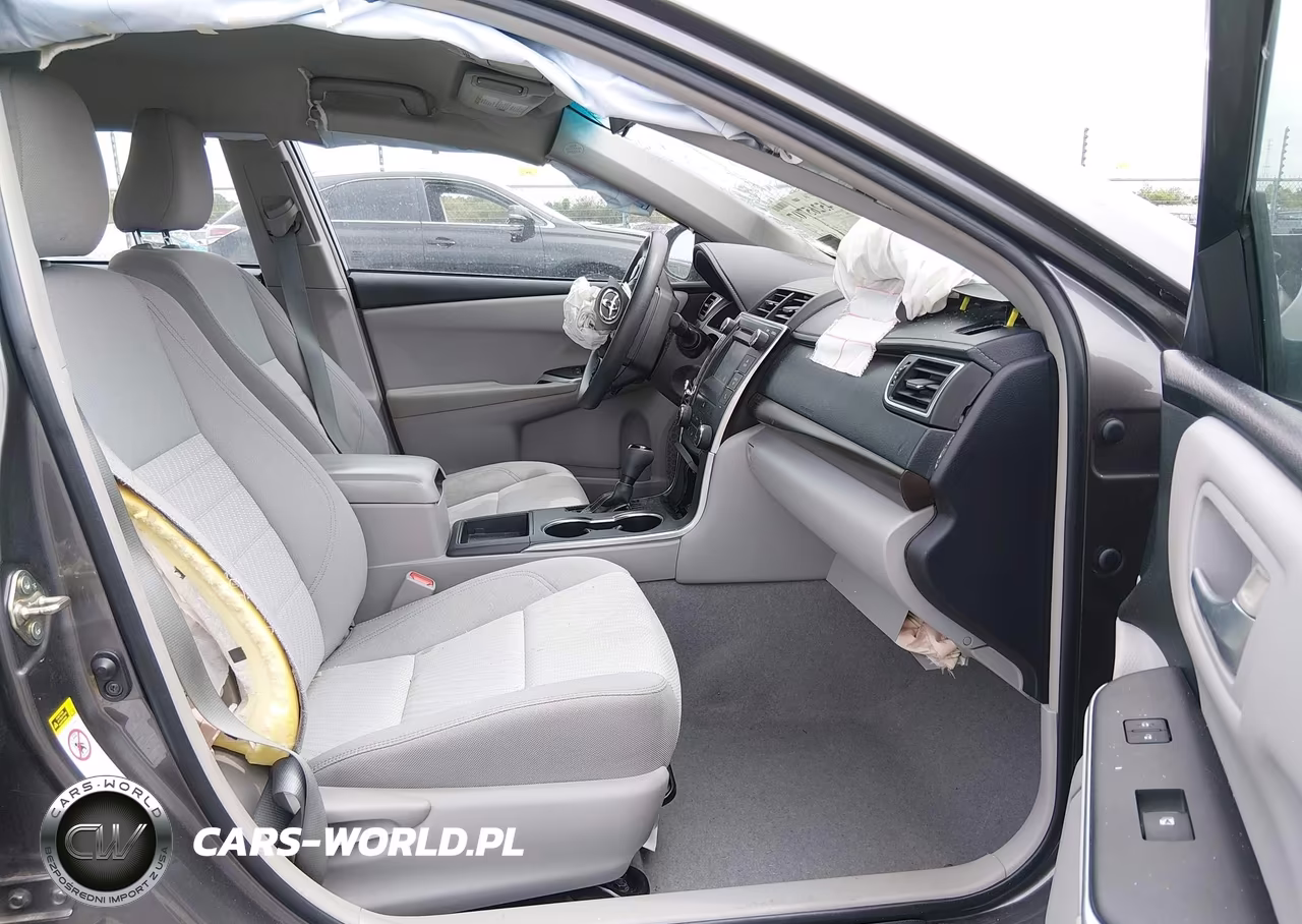 2016 Toyota Camry Le VIN:4T4BF1FK4GR541823 - 5