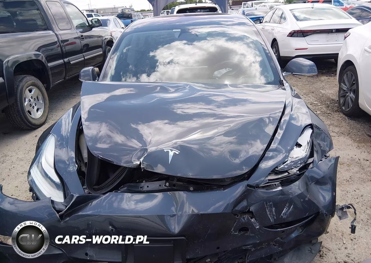 2018 Tesla Model 3 Long Range-Performance VIN:5YJ3E1EB0JF114422 - 11