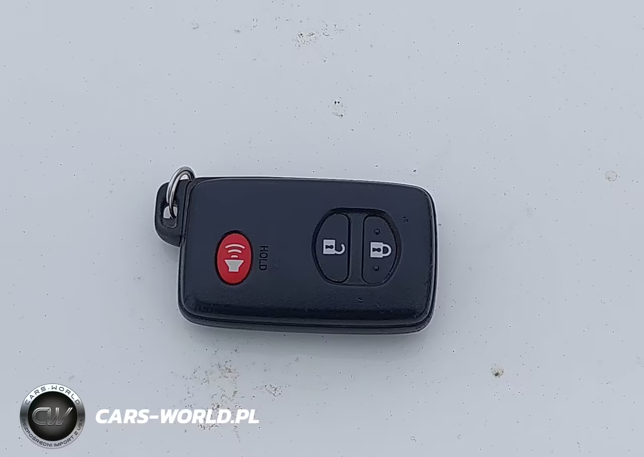 2015 Toyota Prius V Three VIN:JTDZN3EU0FJ030124 - 11