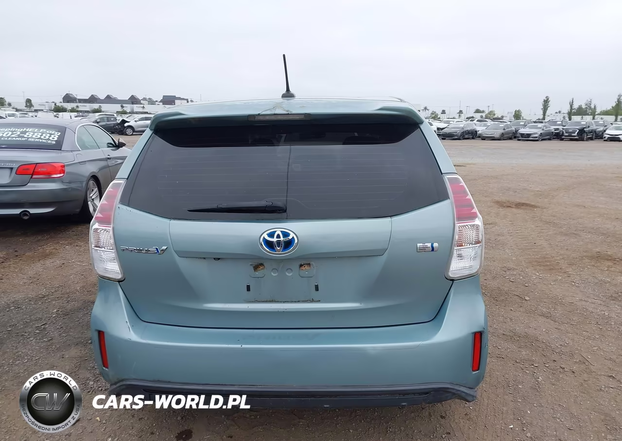 2015 Toyota Prius V Three VIN:JTDZN3EU0FJ030124 - 16