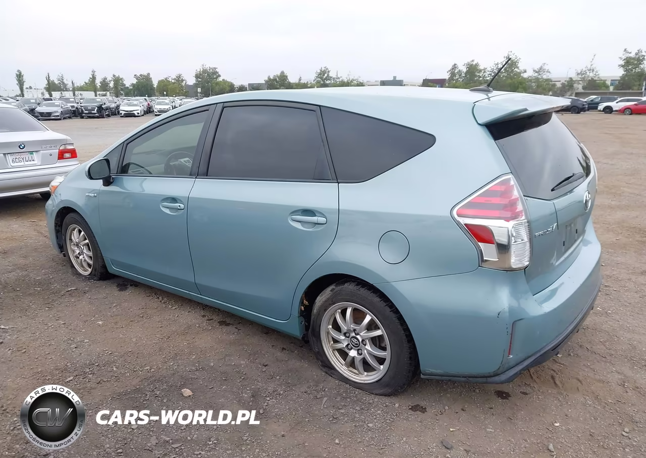 2015 Toyota Prius V Three VIN:JTDZN3EU0FJ030124 - 3