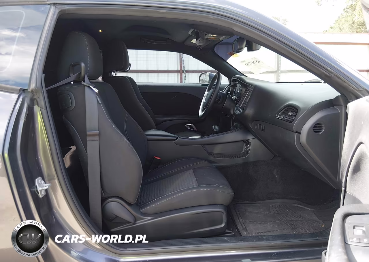 2016 Dodge Challenger Sxt VIN:2C3CDZAG6GH354097 - 5