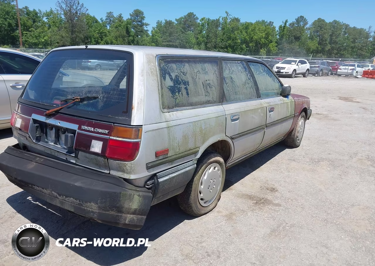 1987 Toyota Camry Dlx VIN:JT2SV21W6H0054013 - 4