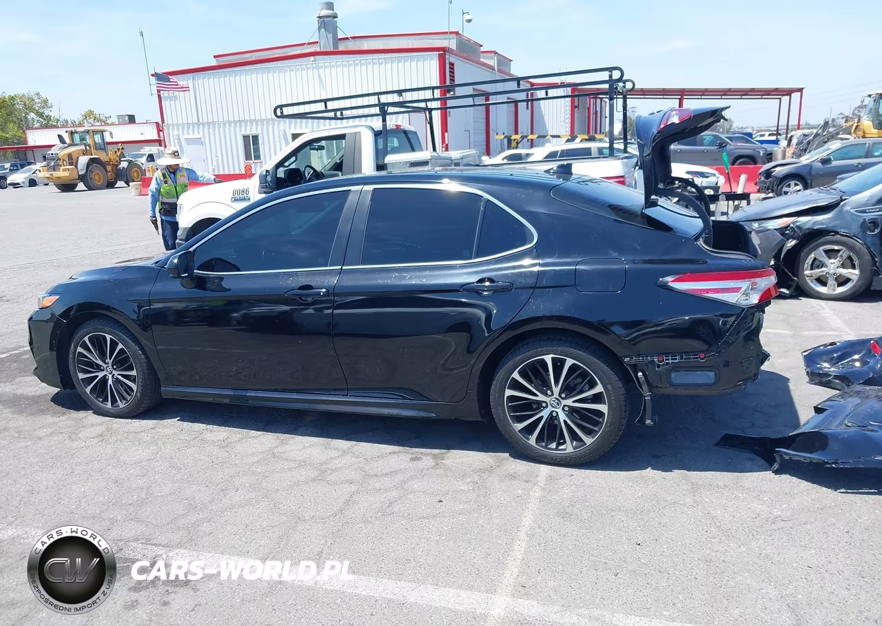 2020 Toyota Camry Se VIN:4T1G11AK4LU875754 - 15