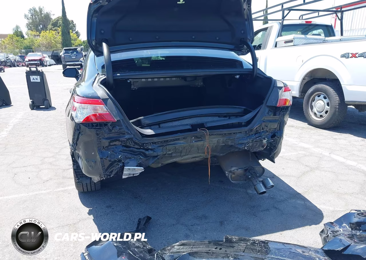 2020 Toyota Camry Se VIN:4T1G11AK4LU875754 - 6
