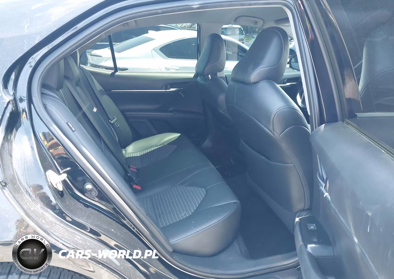 2020 Toyota Camry Se VIN:4T1G11AK4LU875754 - 8