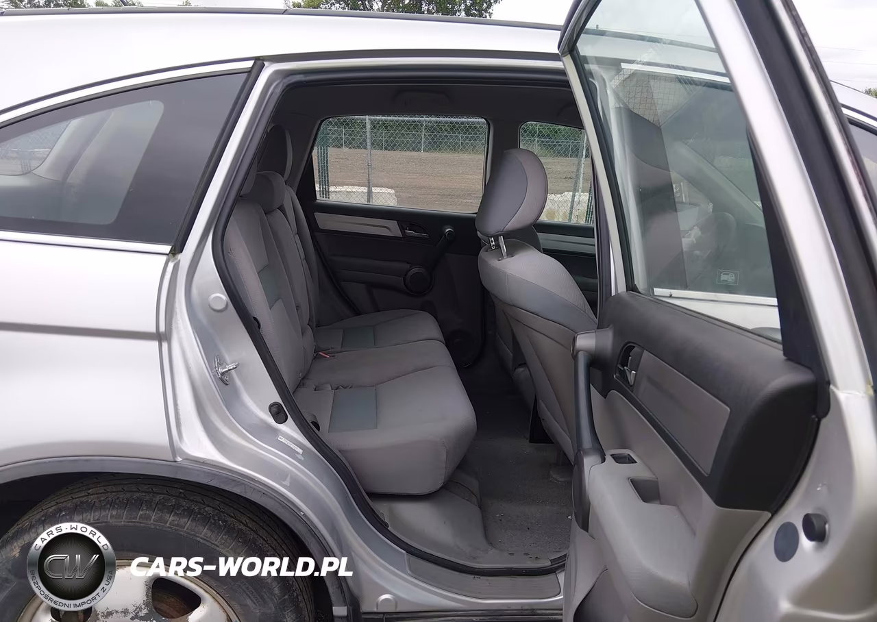 2011 Honda Cr-V Lx VIN:5J6RE4H38BL079556 - 8