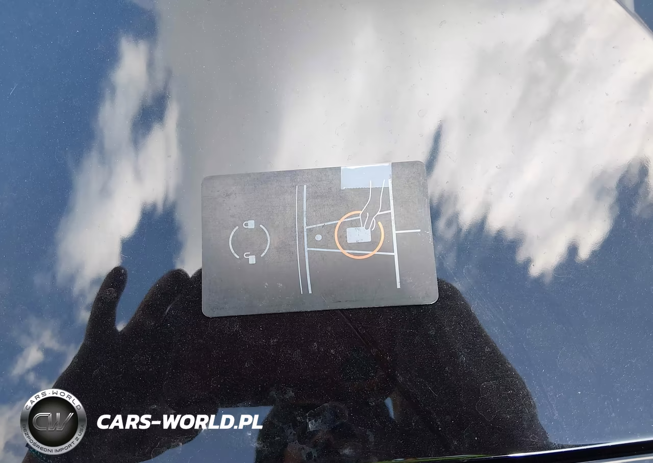2018 Tesla Model 3 Long Range-Performance VIN:5YJ3E1EB3JF170838 - 10