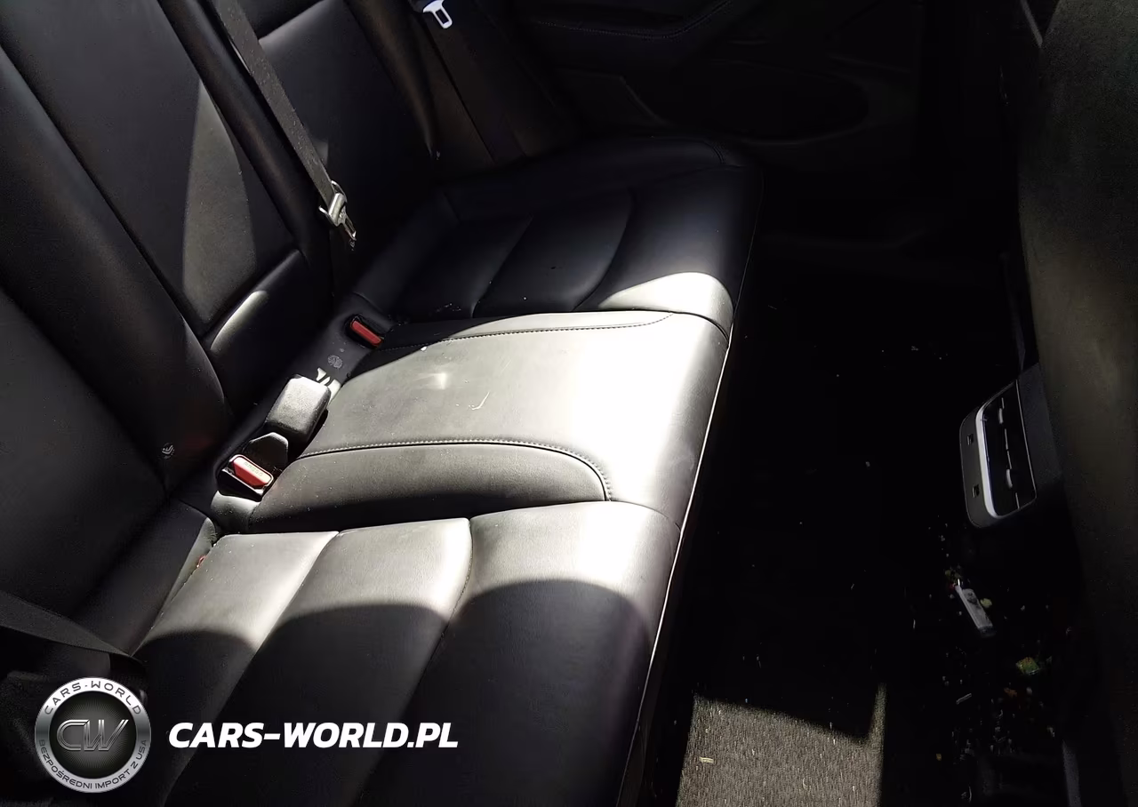 2018 Tesla Model 3 Long Range-Performance VIN:5YJ3E1EB3JF170838 - 8