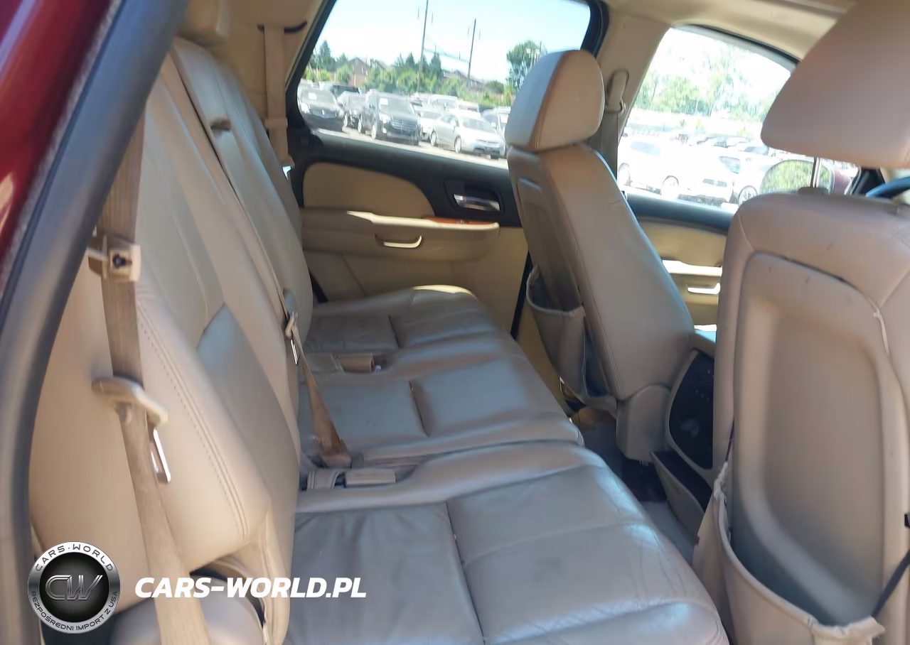 2008 Chevrolet Tahoe Lt VIN:1GNFK13008J147003 - 8
