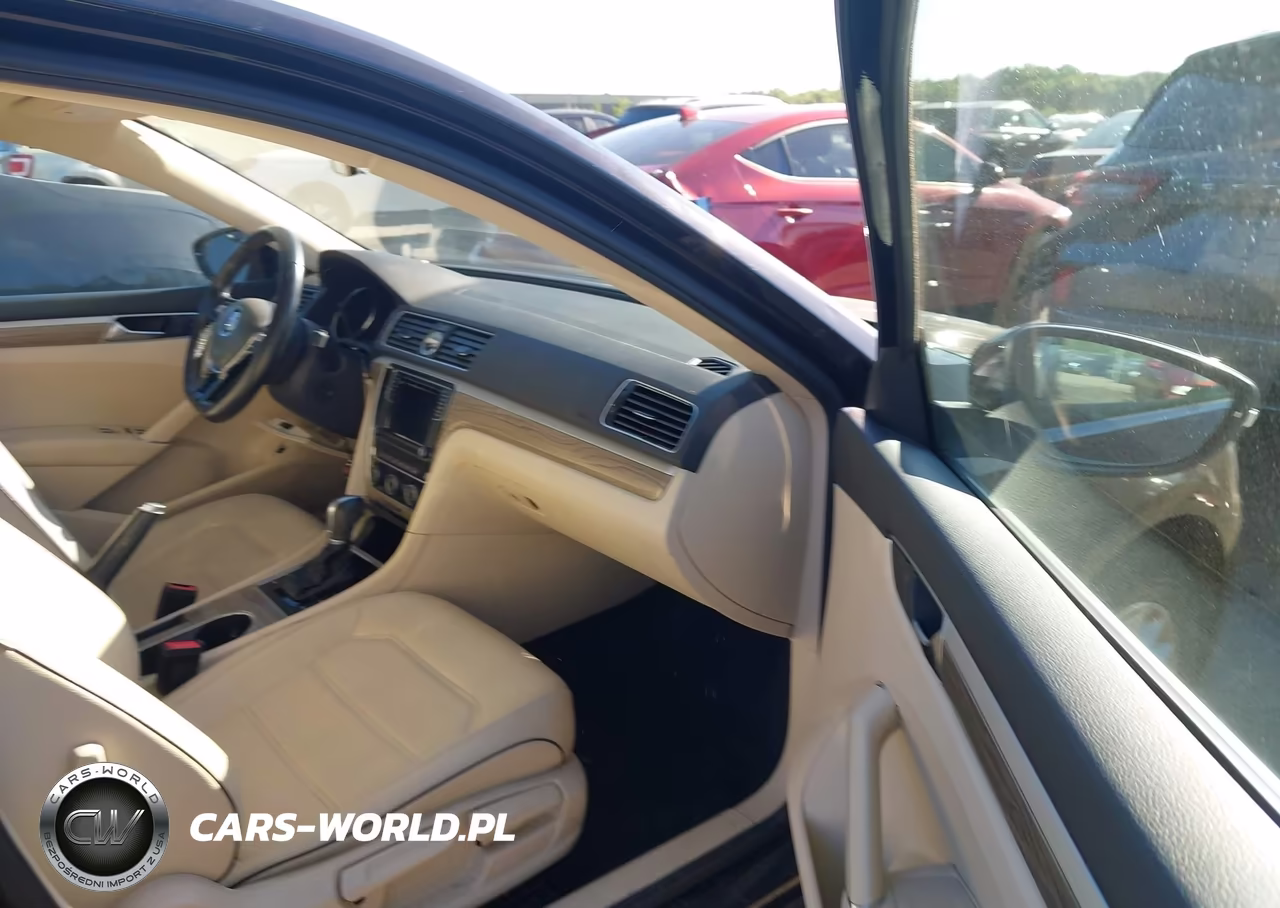 2017 Volkswagen Passat 1.8T Se VIN:1VWBT7A39HC059928 - 5
