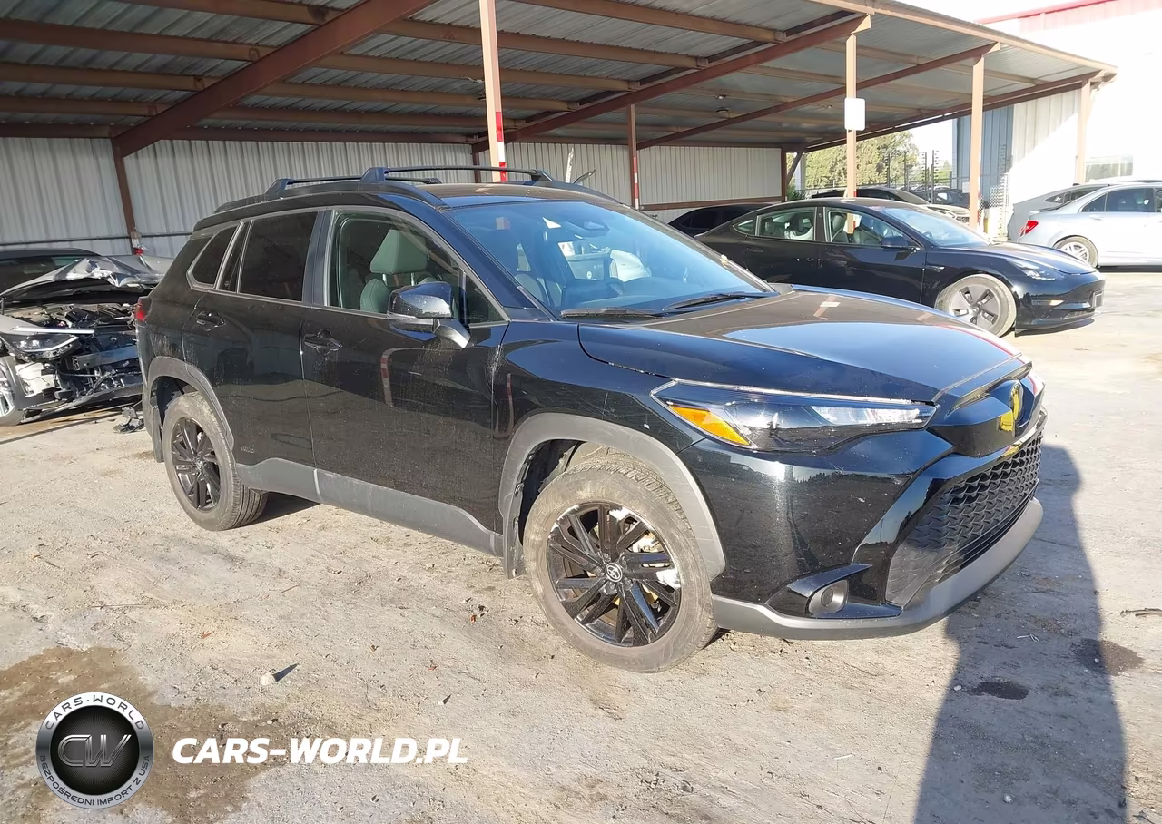 2024 Toyota Corolla Cross Hybrid Nightshade Edition – zdjęcie 1 z 17