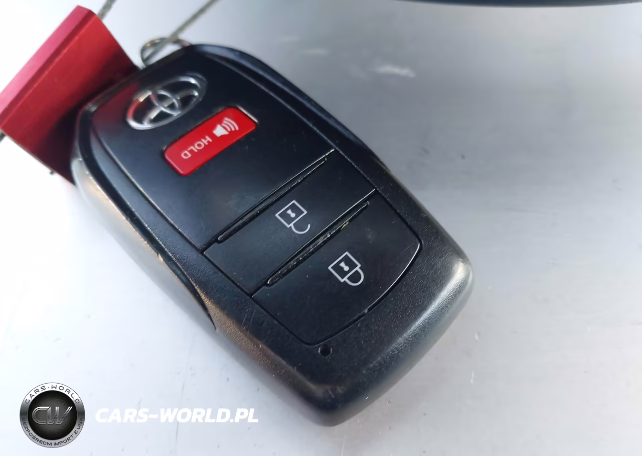 2024 Toyota Corolla Cross Hybrid Nightshade Edition VIN:7MUFBABG5RV052602 - 11