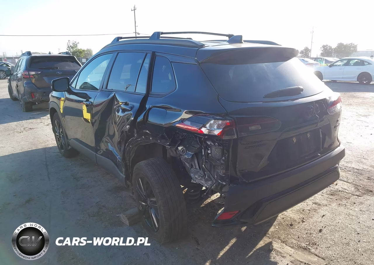 2024 Toyota Corolla Cross Hybrid Nightshade Edition VIN:7MUFBABG5RV052602 - 6