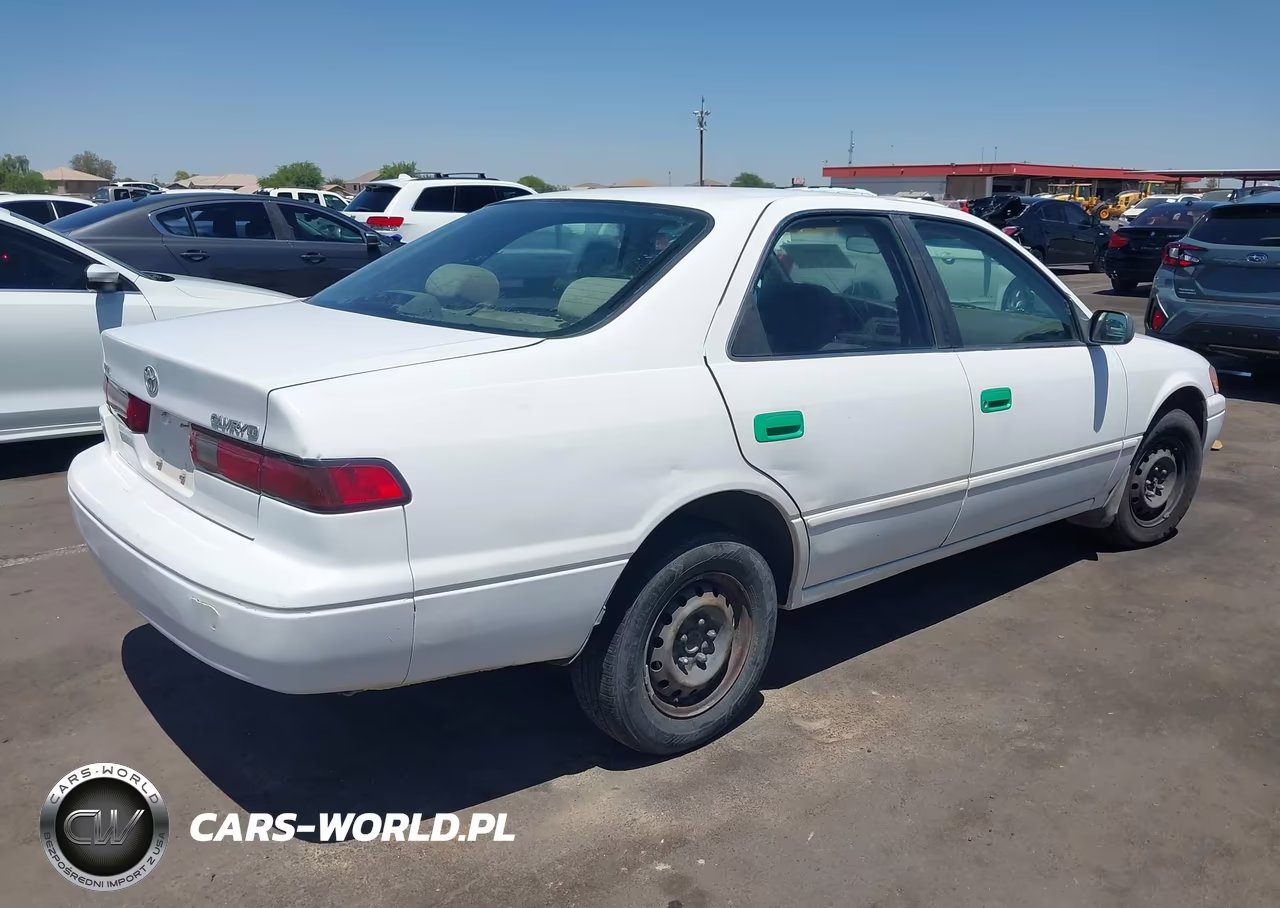1999 Toyota Camry Le VIN:JT2BG28K5X0276263 - 4