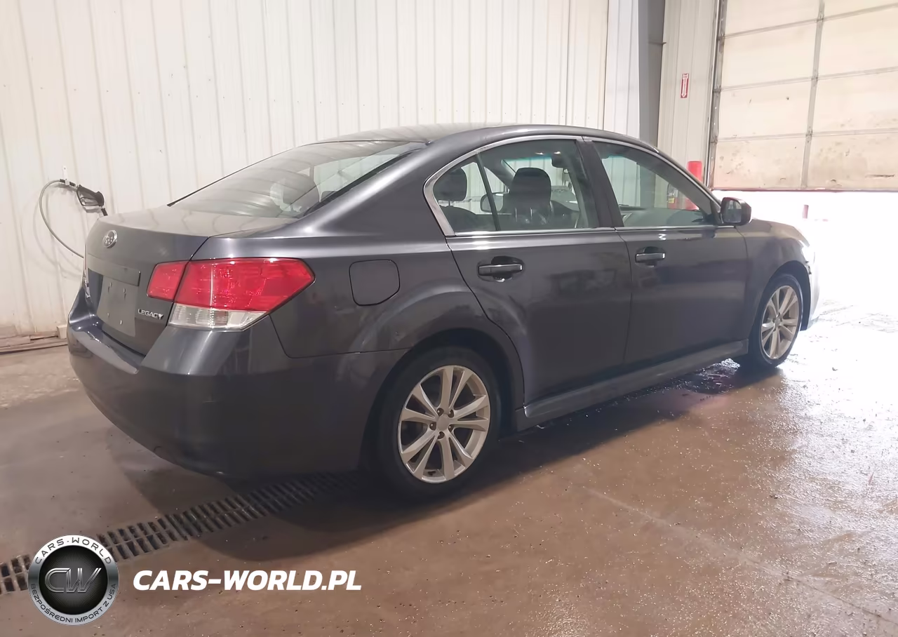 2013 Subaru Legacy 2.5I Premium VIN:4S3BMCC67D3014898 - 4